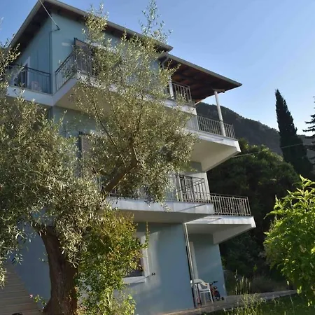 Sunset Lefkas 度假居 *